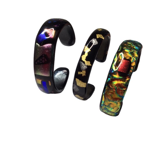 Kirkland Artist Co-Op - Vintage Dichroic Glass Cuff Bracelet - OS - Picture 10 of 15